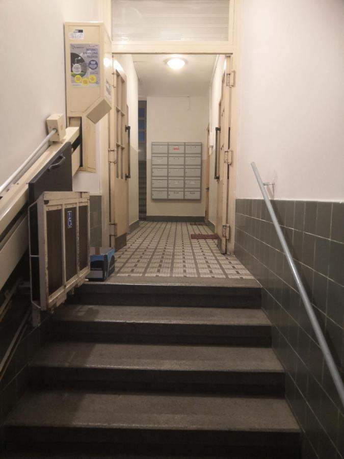 Apartmán Economy Flat 18 Minutes From Vaclavske Namesti *