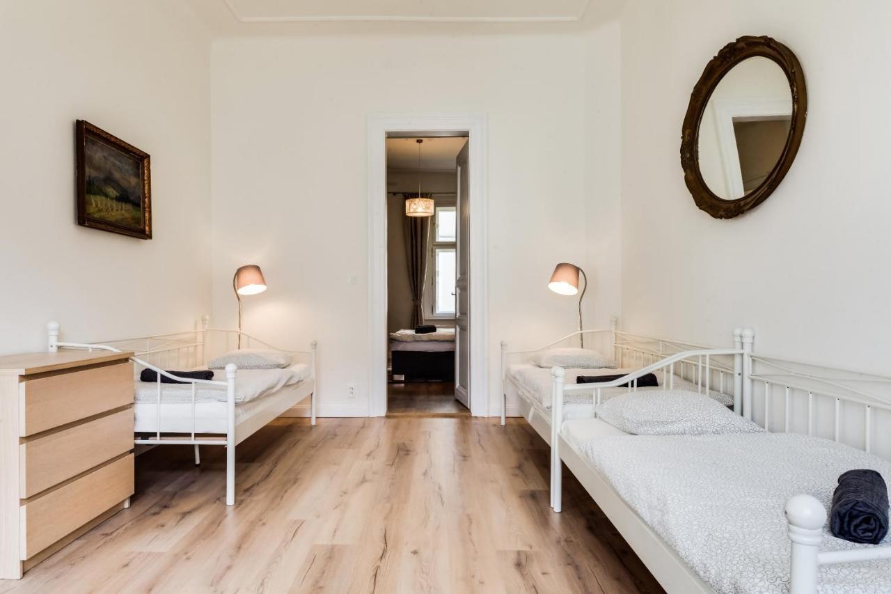 Charles Bridge - 3 Bedroom - Old Town Prag