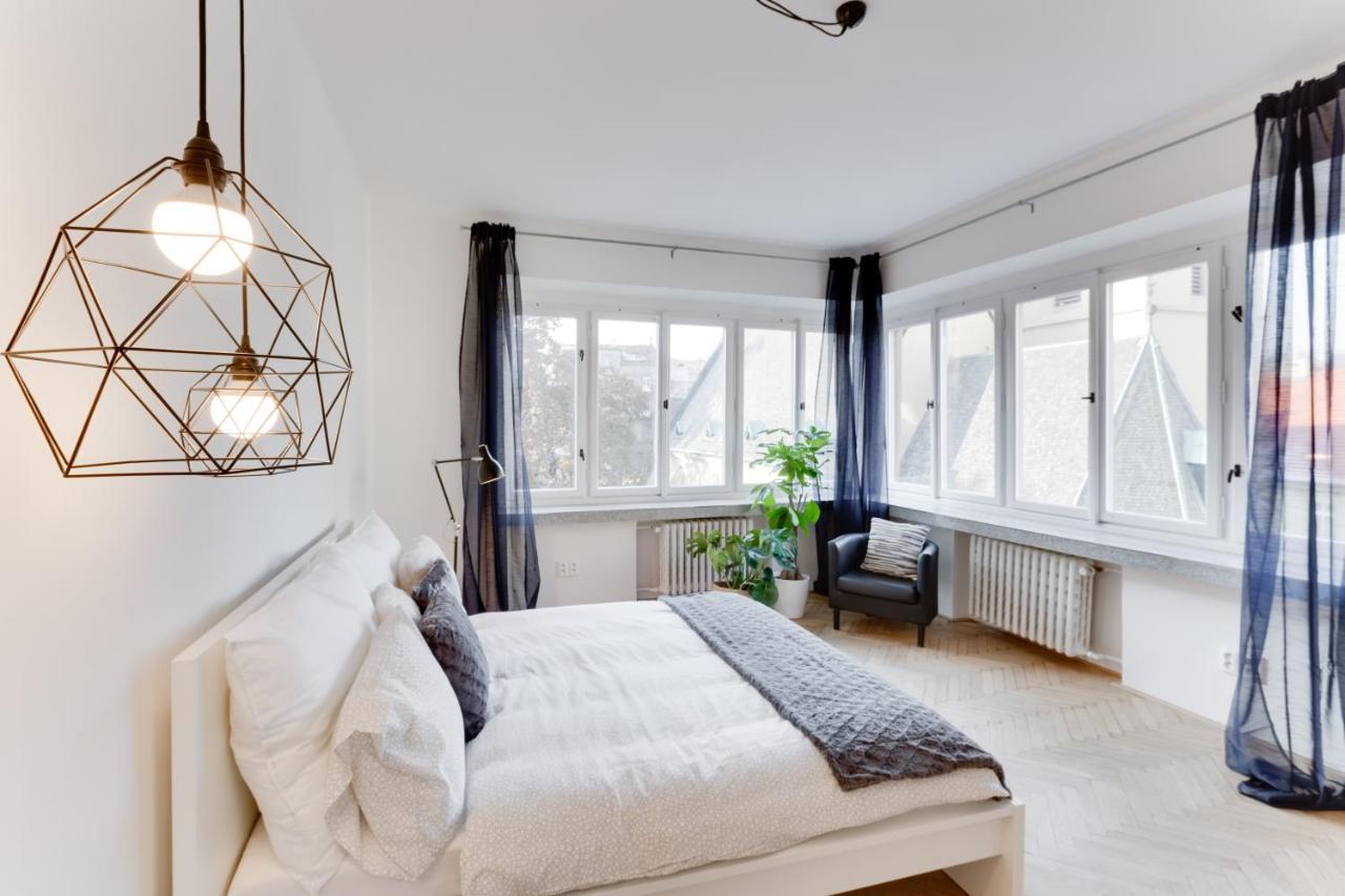 Apartment Flat 2 Bedrooms In Historical Center - Klimentska *