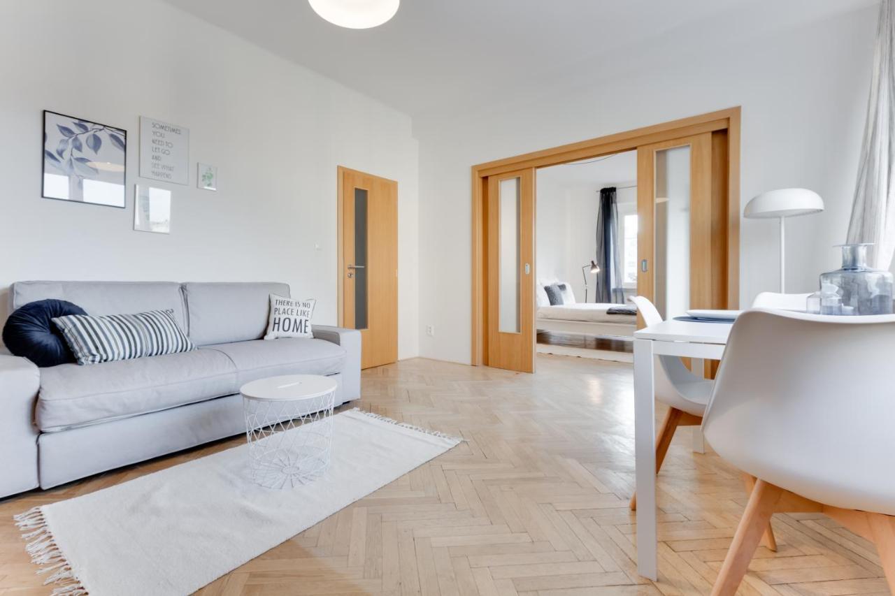 Apartment Flat 2 Bedrooms In Historical Center - Klimentska Prag