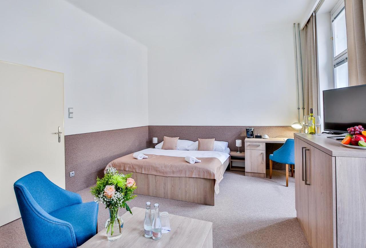 Aparthotel Embassy By Lh *