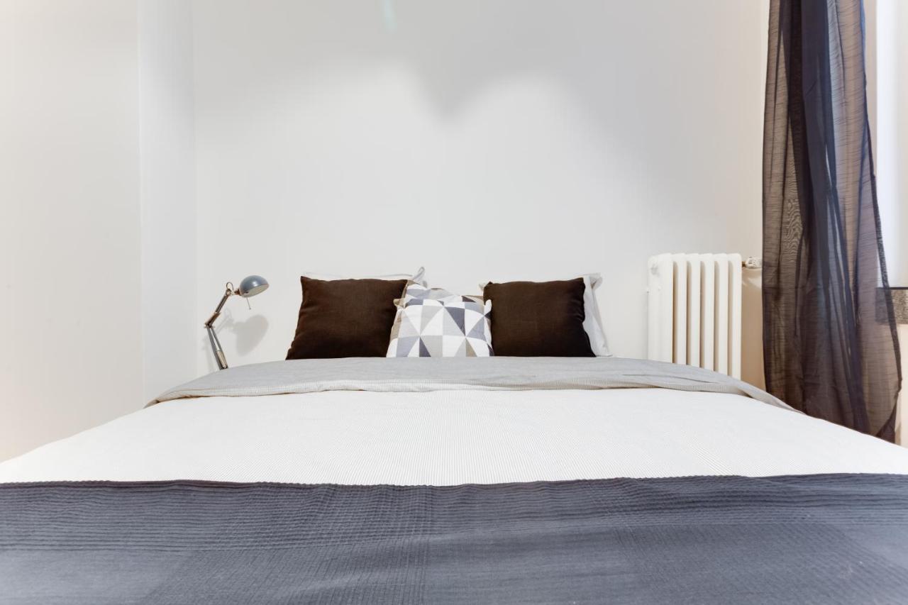 Flat 2 Bedrooms In Historical Center - Klimentska Lejlighed *