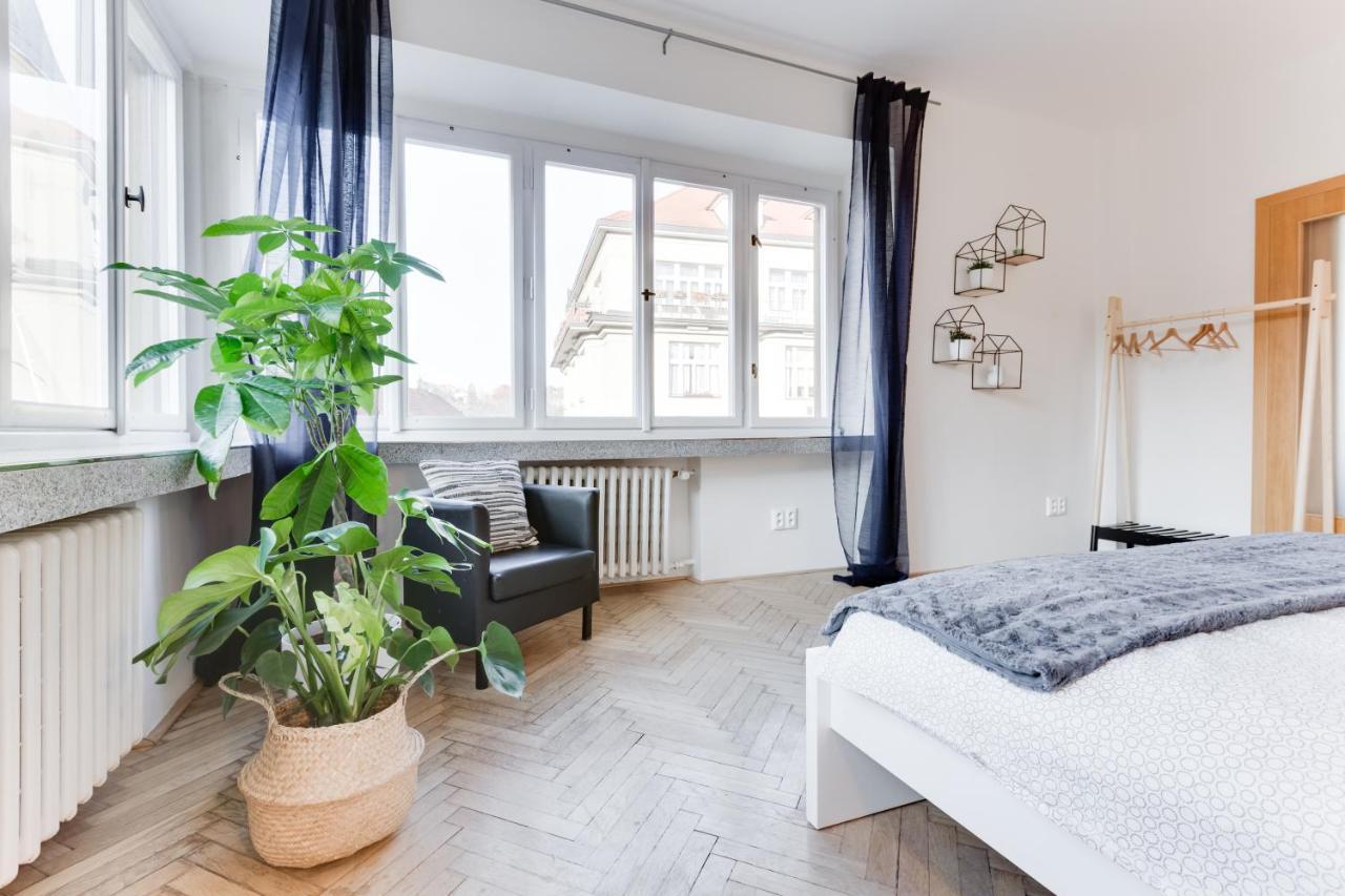 Flat 2 Bedrooms In Historical Center - Klimentska Apartment *