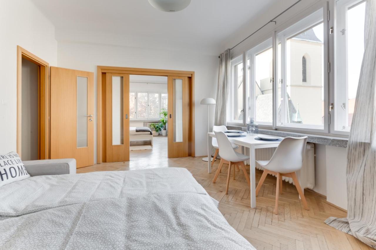 Apartment Flat 2 Bedrooms In Historical Center - Klimentska