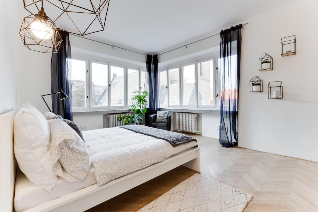 Apartment Flat 2 Bedrooms In Historical Center - Klimentska