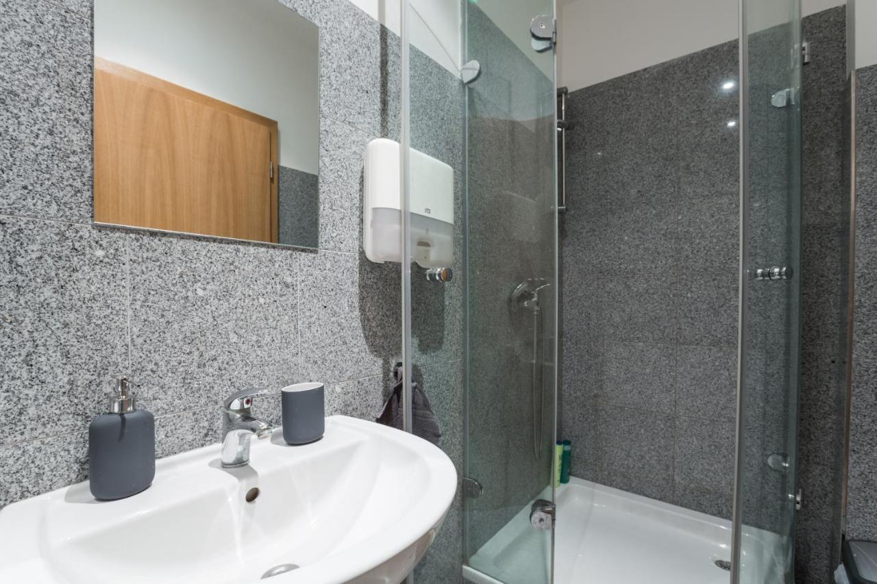 Flat 2 Bedrooms In Historical Center - Klimentska Apartment