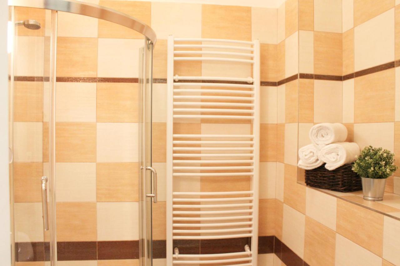 Modern Ve Smečkách 28 Apartment Prag