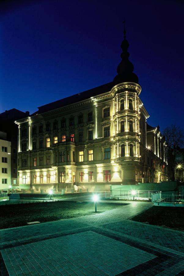 Le Palais Art 5*