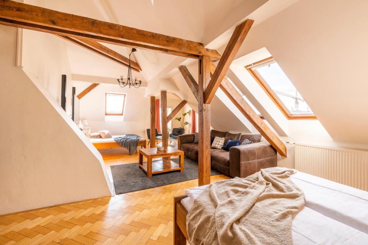 Apartment Stupartska - Tyn Church View With Terrace