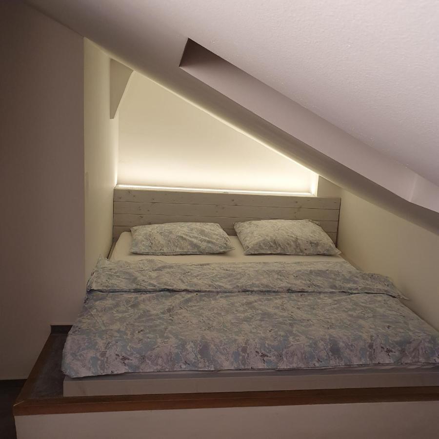 Castle View Apartment Prague