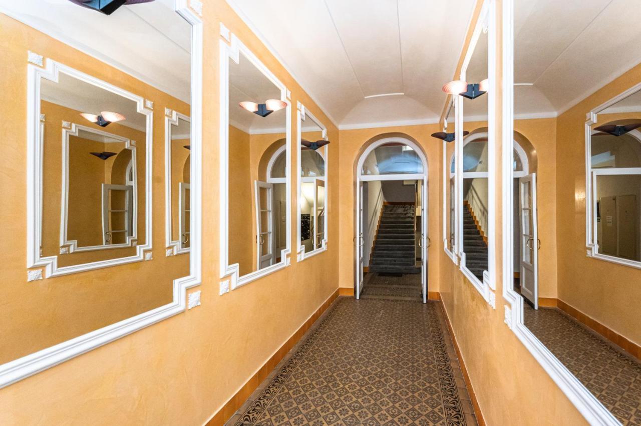 Apartment Tynska Ulicka *