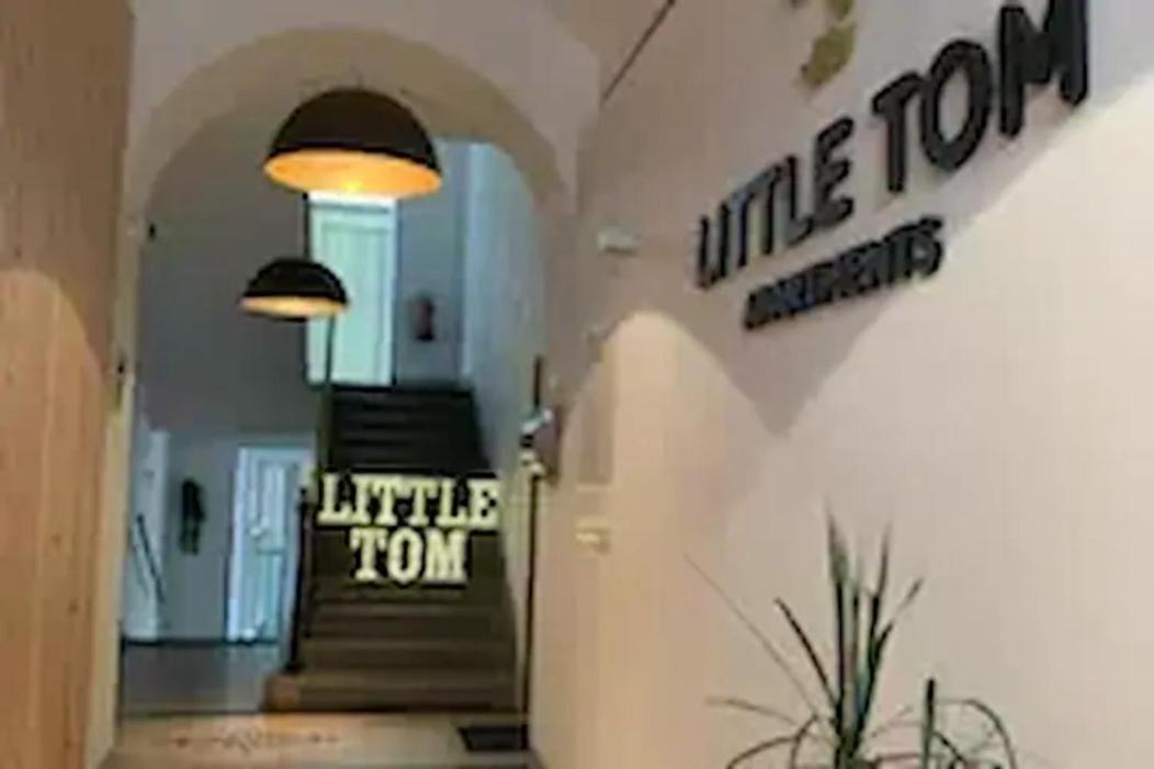Little Tom Apartment