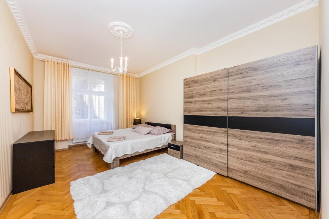 Lejlighed Prostorny Tripokojovy Apartman U Nabrezi Vltavy