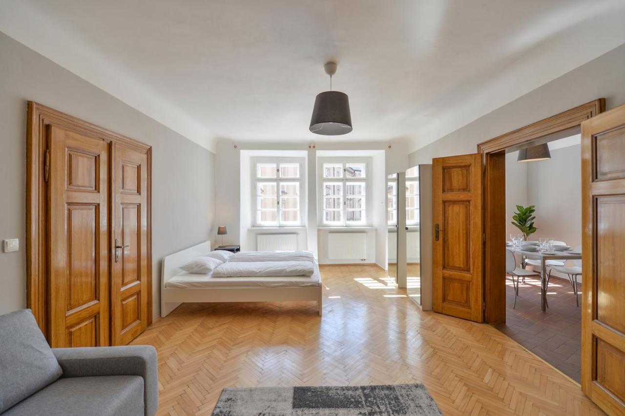 Apartment Celetna 27 *
