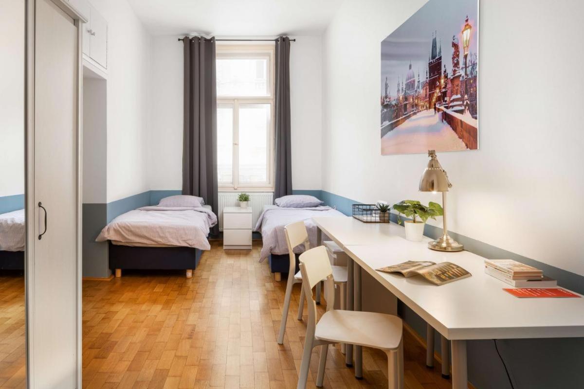 Apartment Letna *