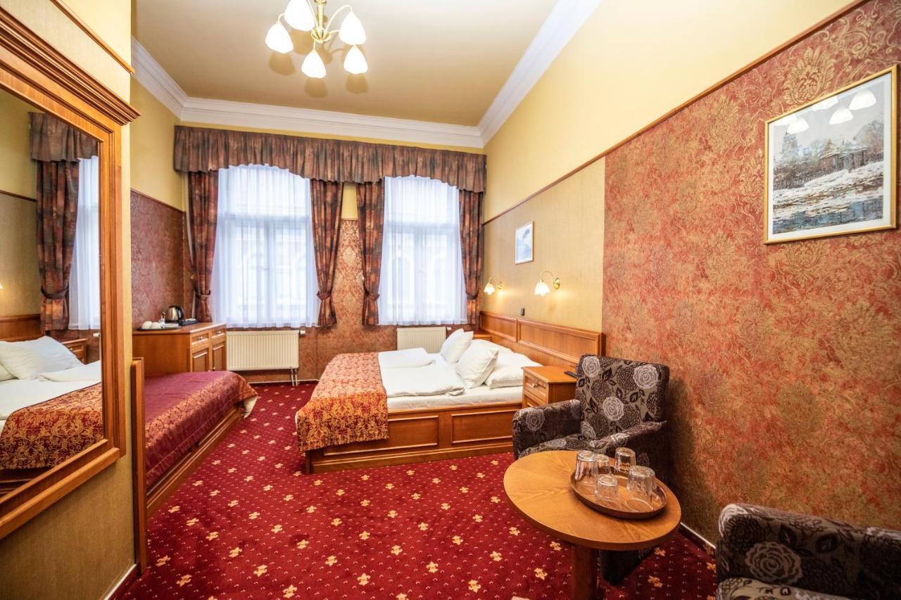 Old Hotel Praha