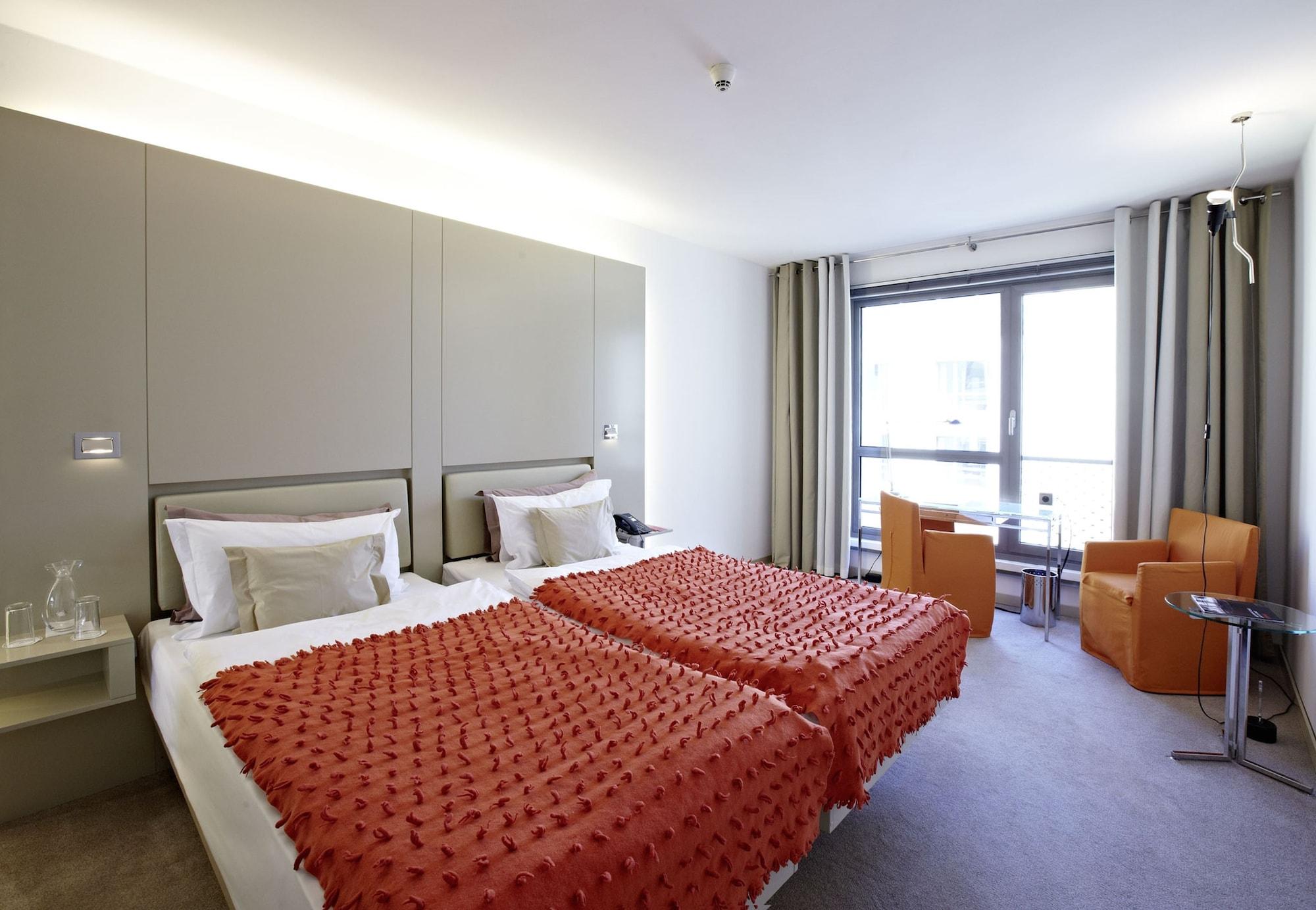Josef Hotel 4*