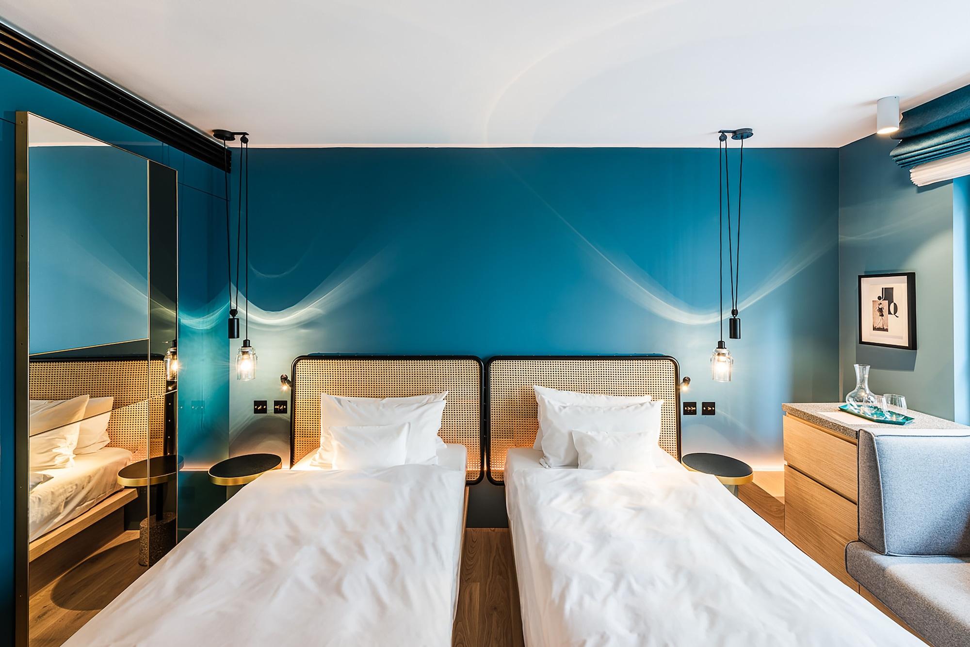 Maximilian Hotel 4*