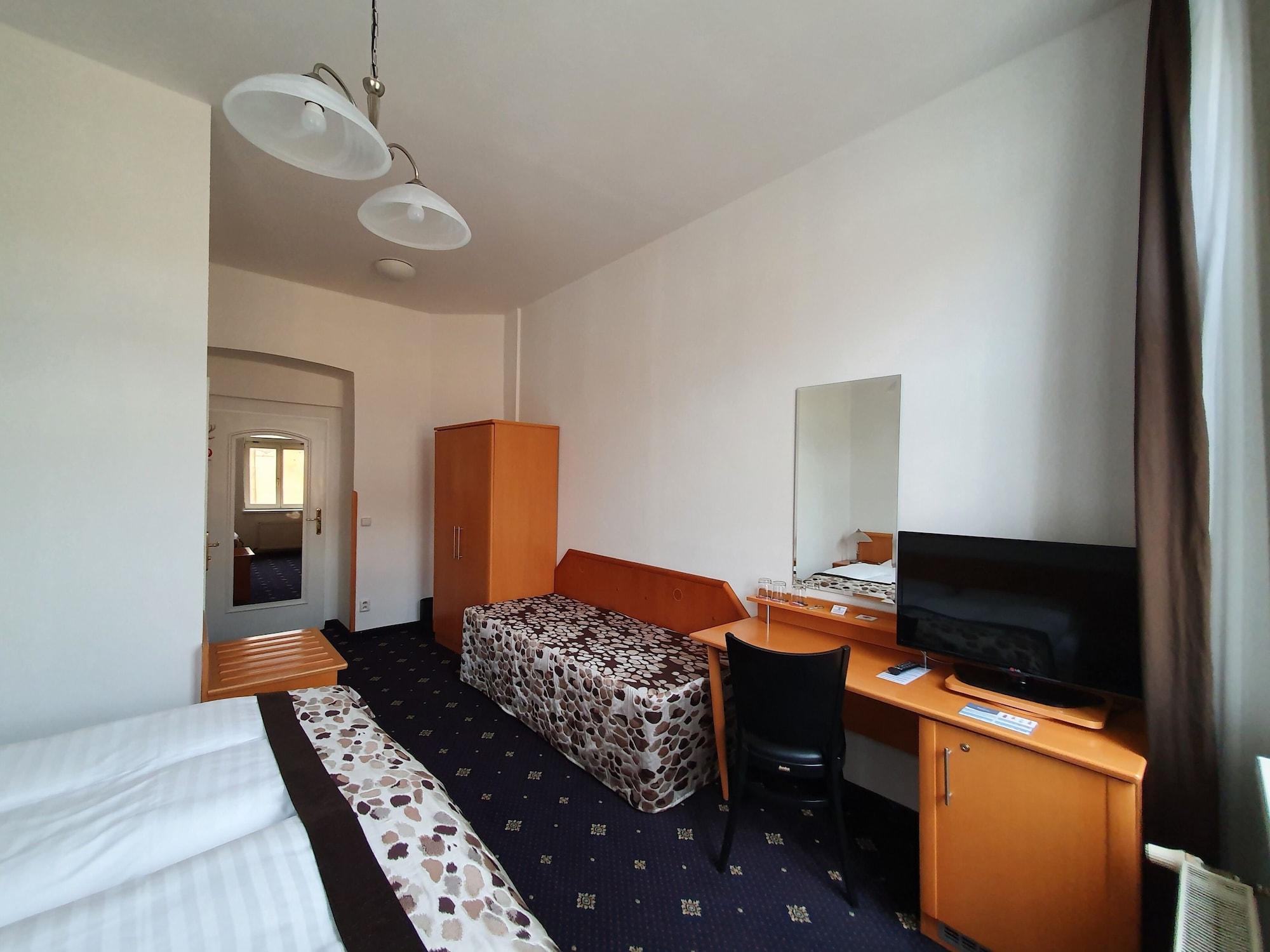 Hotel Máchova 3*