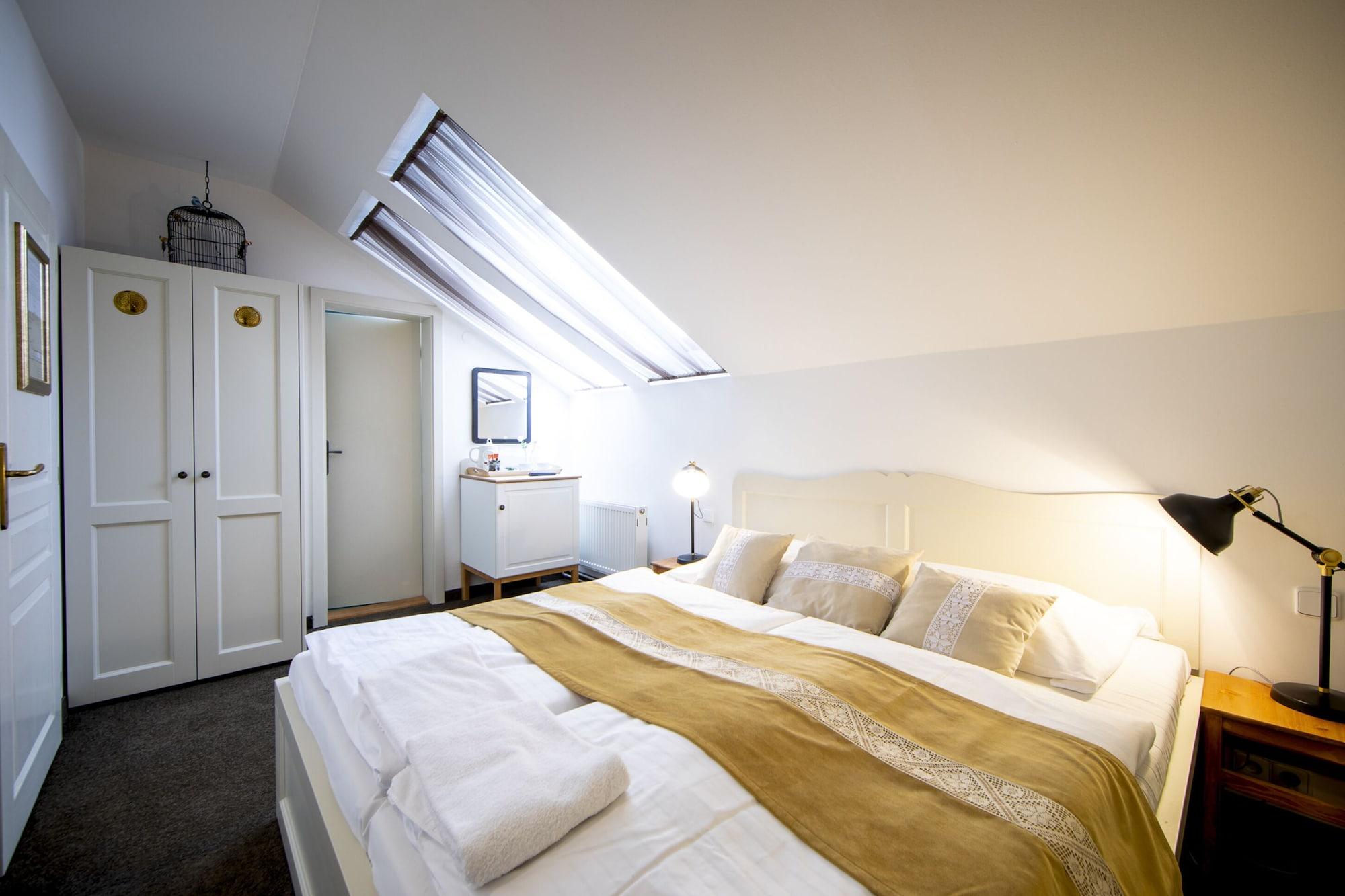 Hostel Sir Toby's Midtown *
