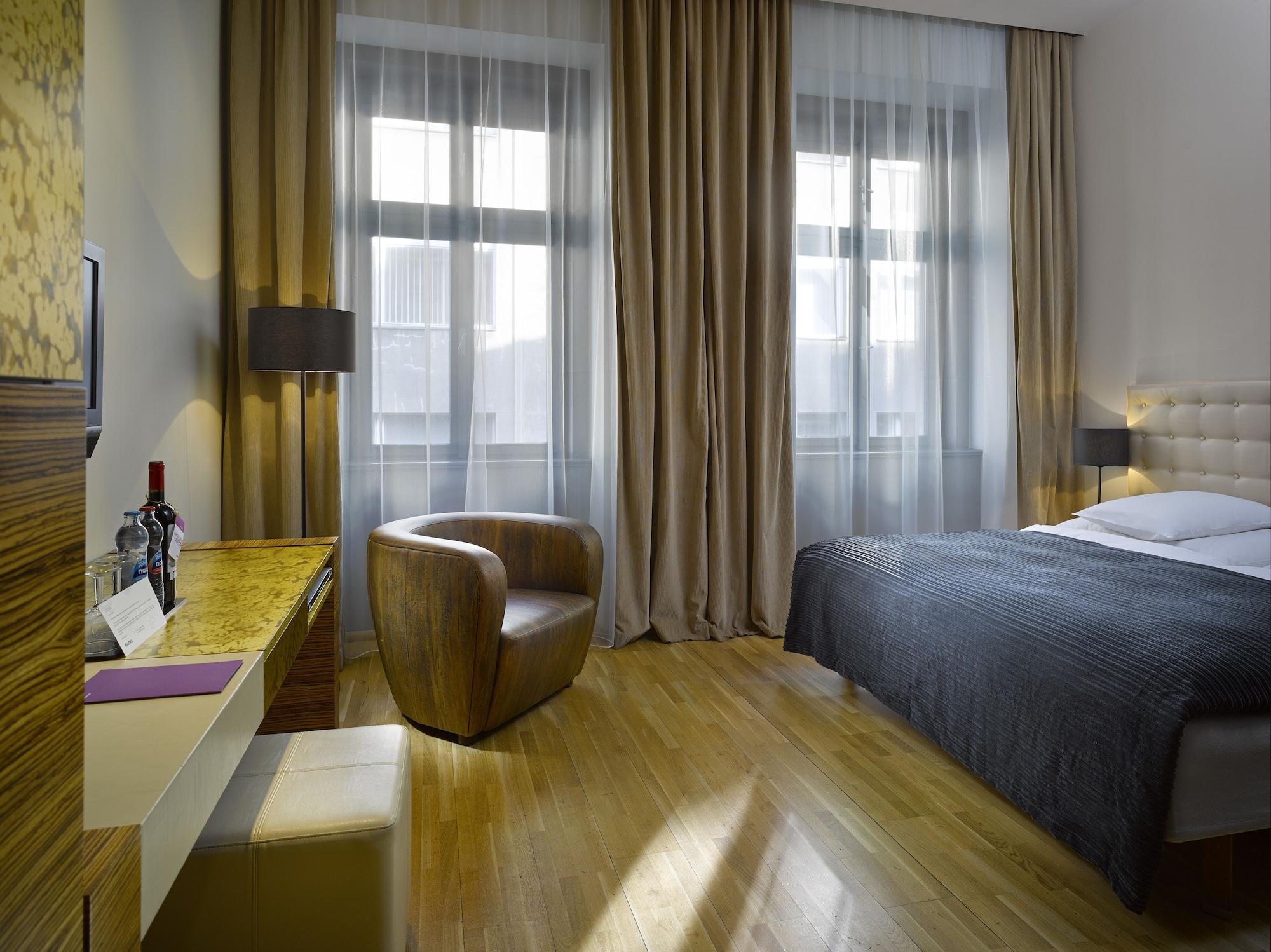 The Icon & Lounge Prag