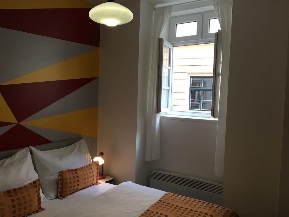Lh Vintage Design Sax Hotell