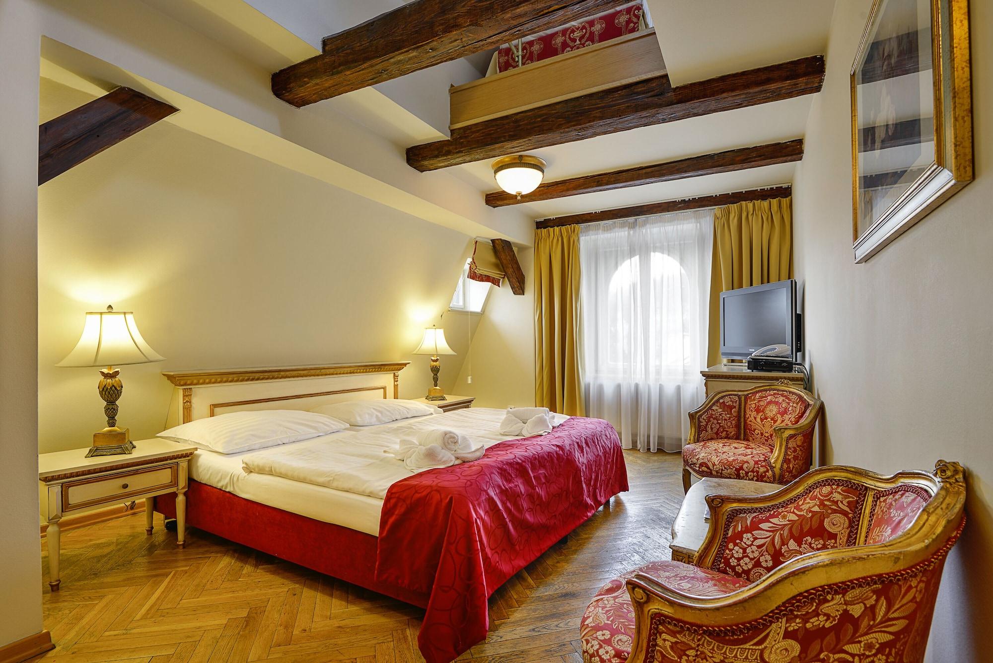 Lobster Aparthotel Prague