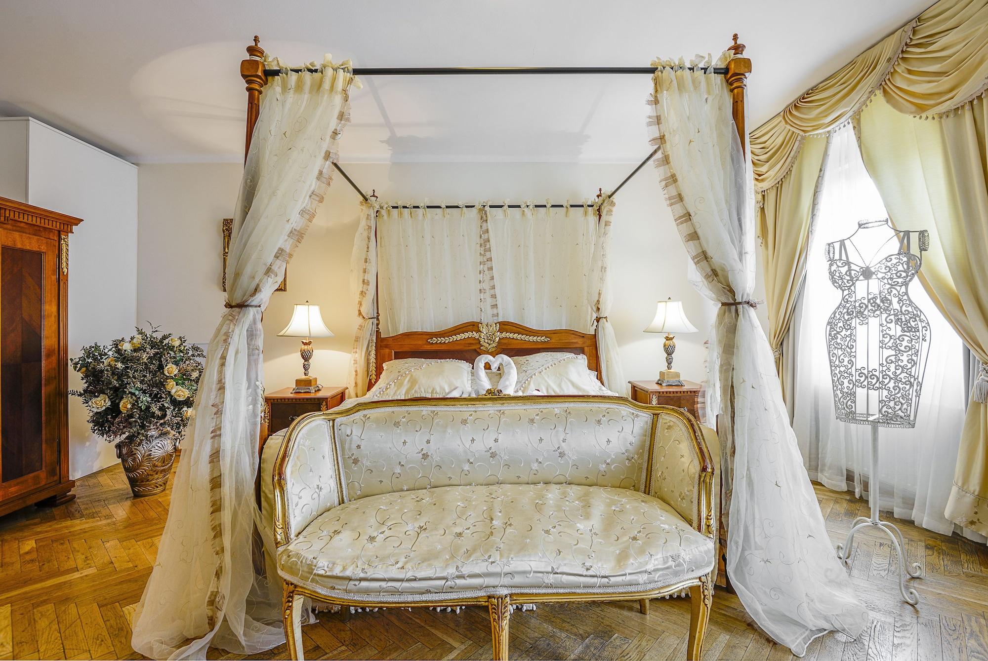 Aparthotel Lobster 4*