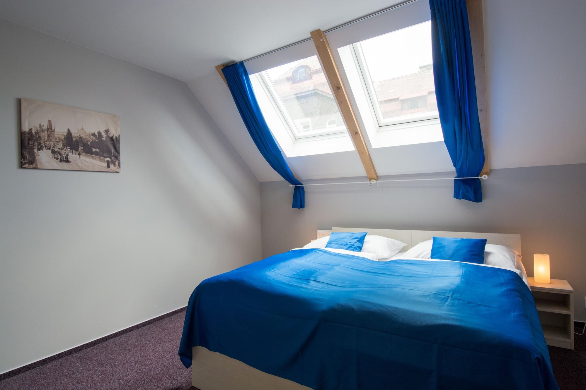 Hotell Adeba