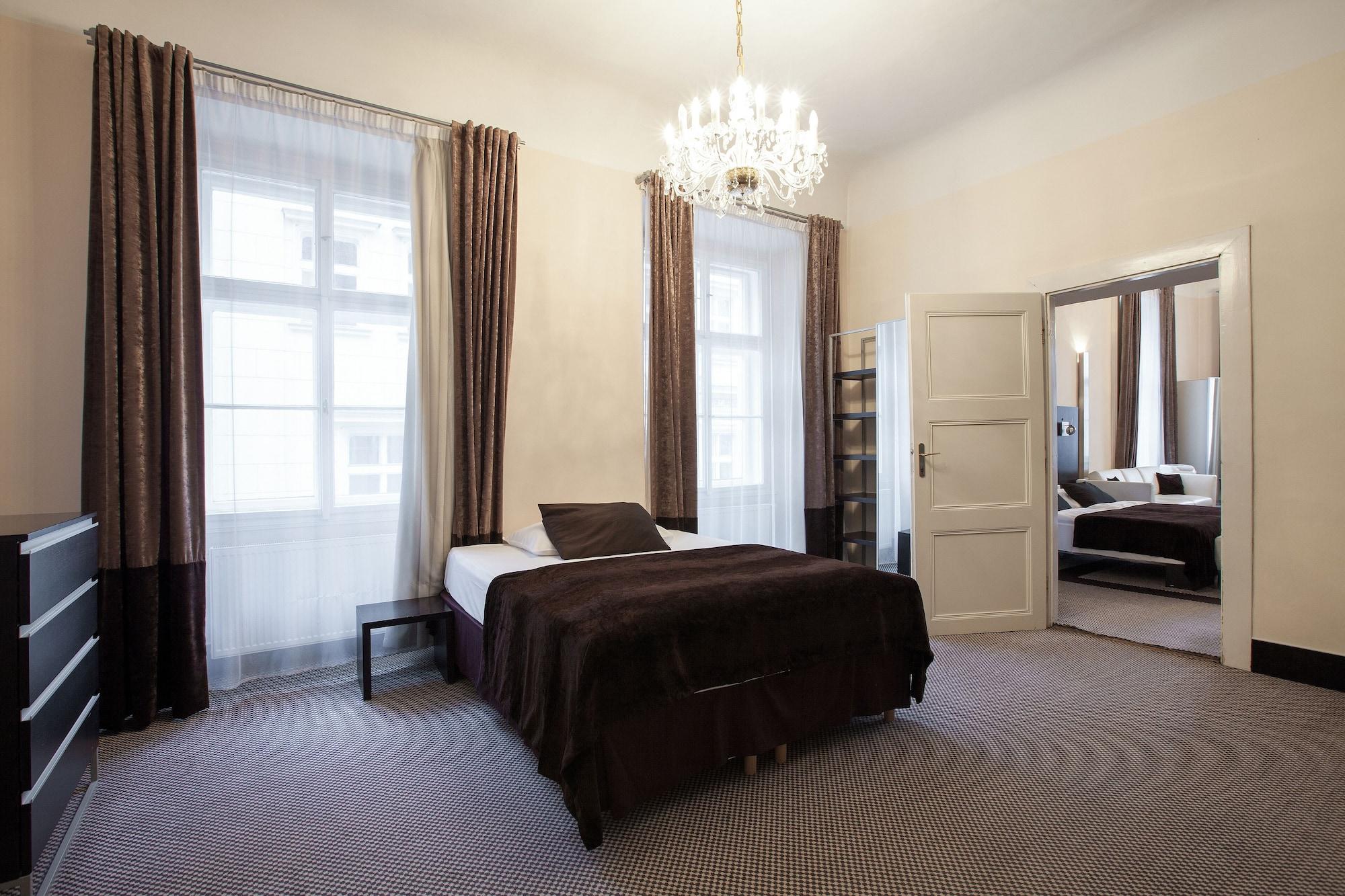 Old Town Square By Emblem Aparthotel Praha