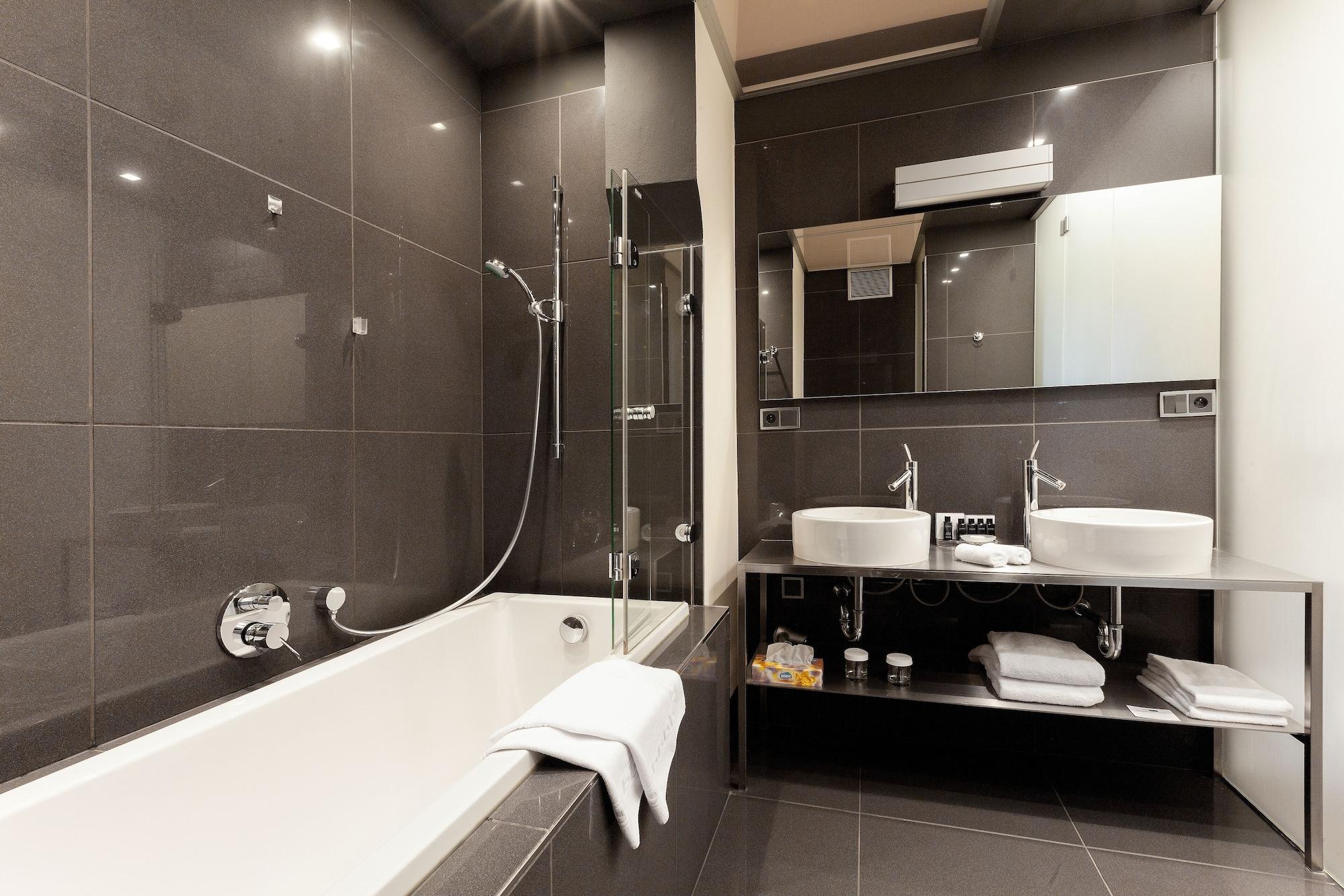 Old Town Square By Emblem Aparthotel Praha