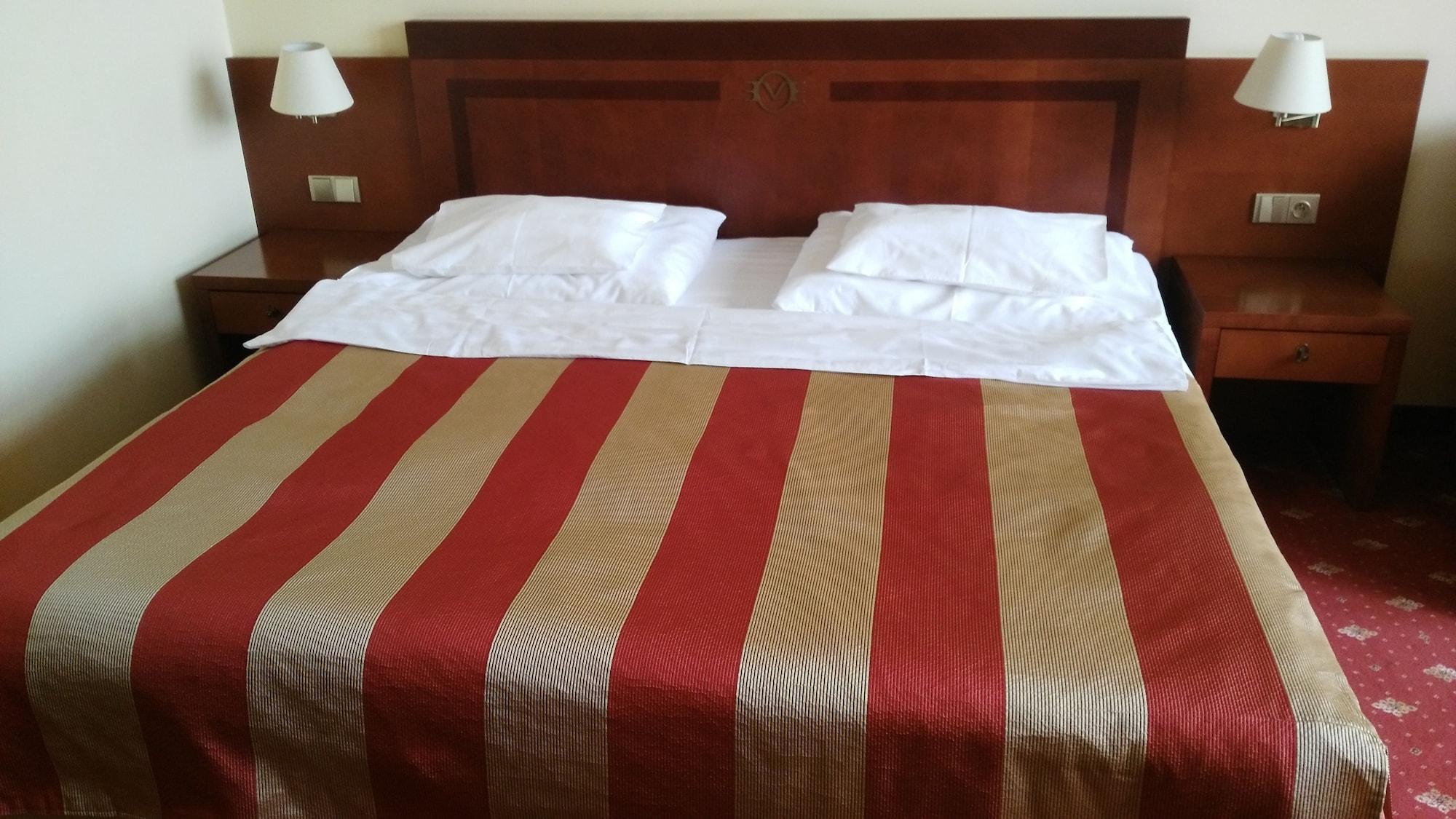 Hotel Villa 4*