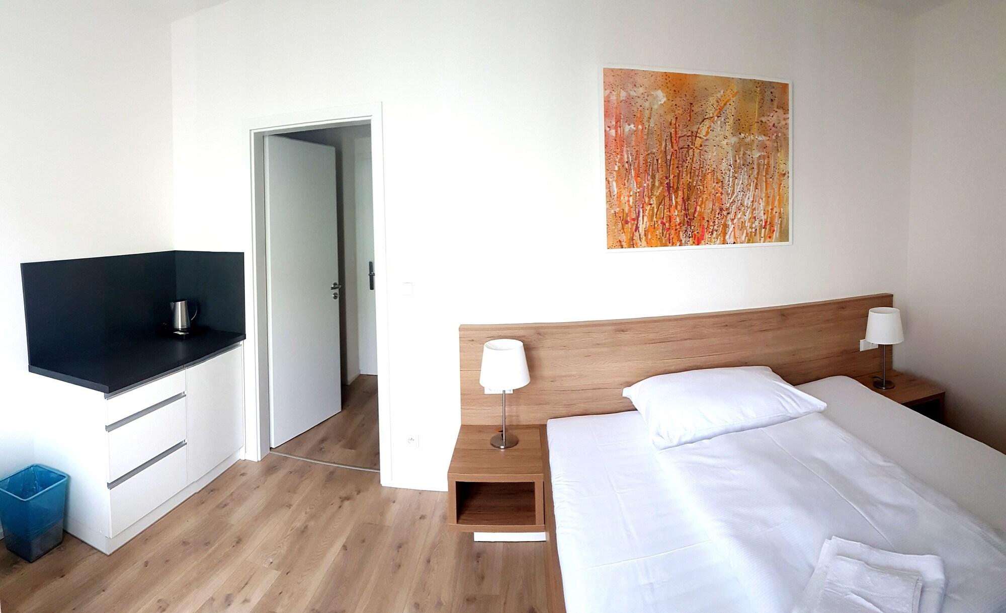 Apartment Downtown Belohorska