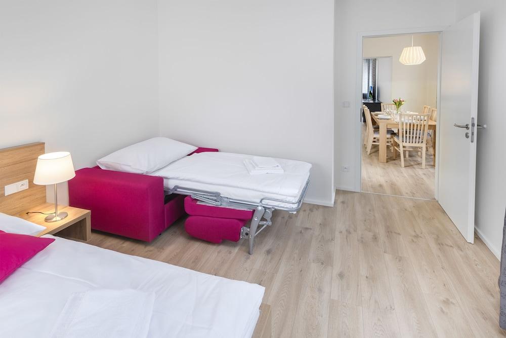 Downtown Belohorska Apartment Prag