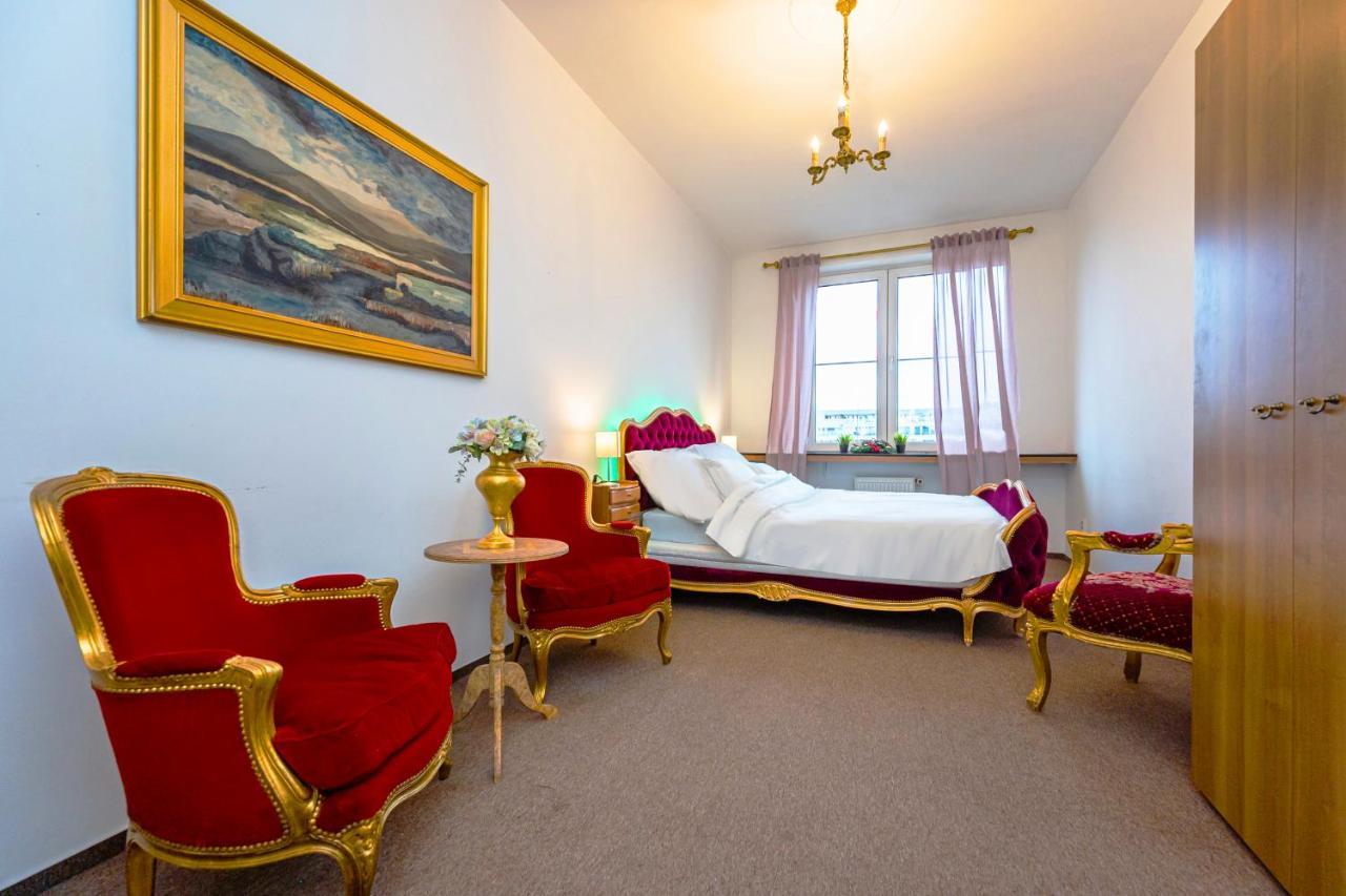 Bank Invest Apartmens - Old Town Apartment *