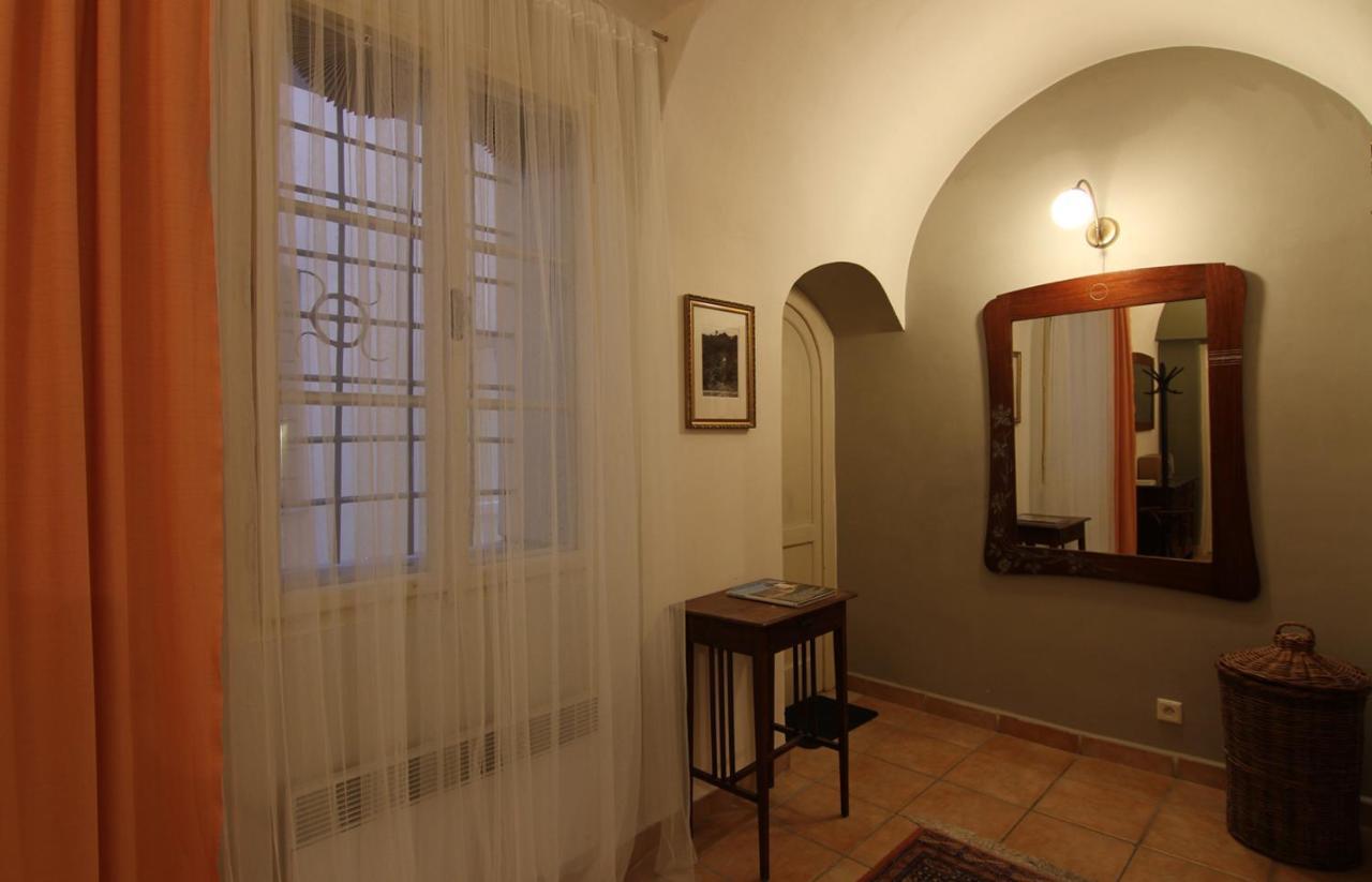 Lejlighed Rustic Ground Floor In Mala Strana Prag