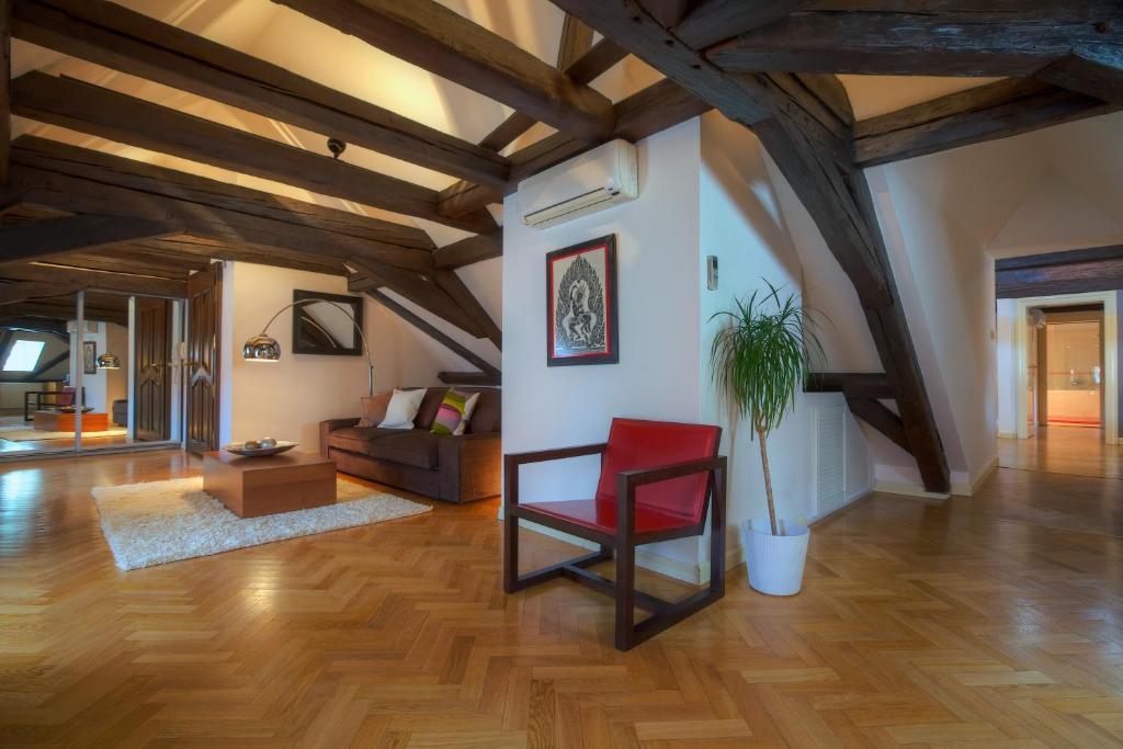 Apartment U Kapra Prag