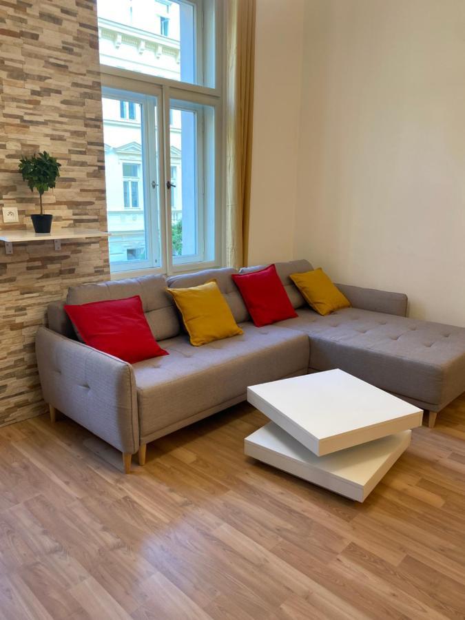 Apartment Designed Next To Vaclav Square With Terrace And Private Garage *