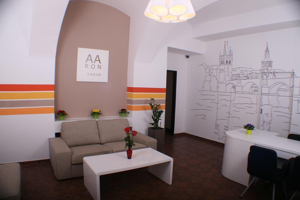 Aaron Hotel 3*