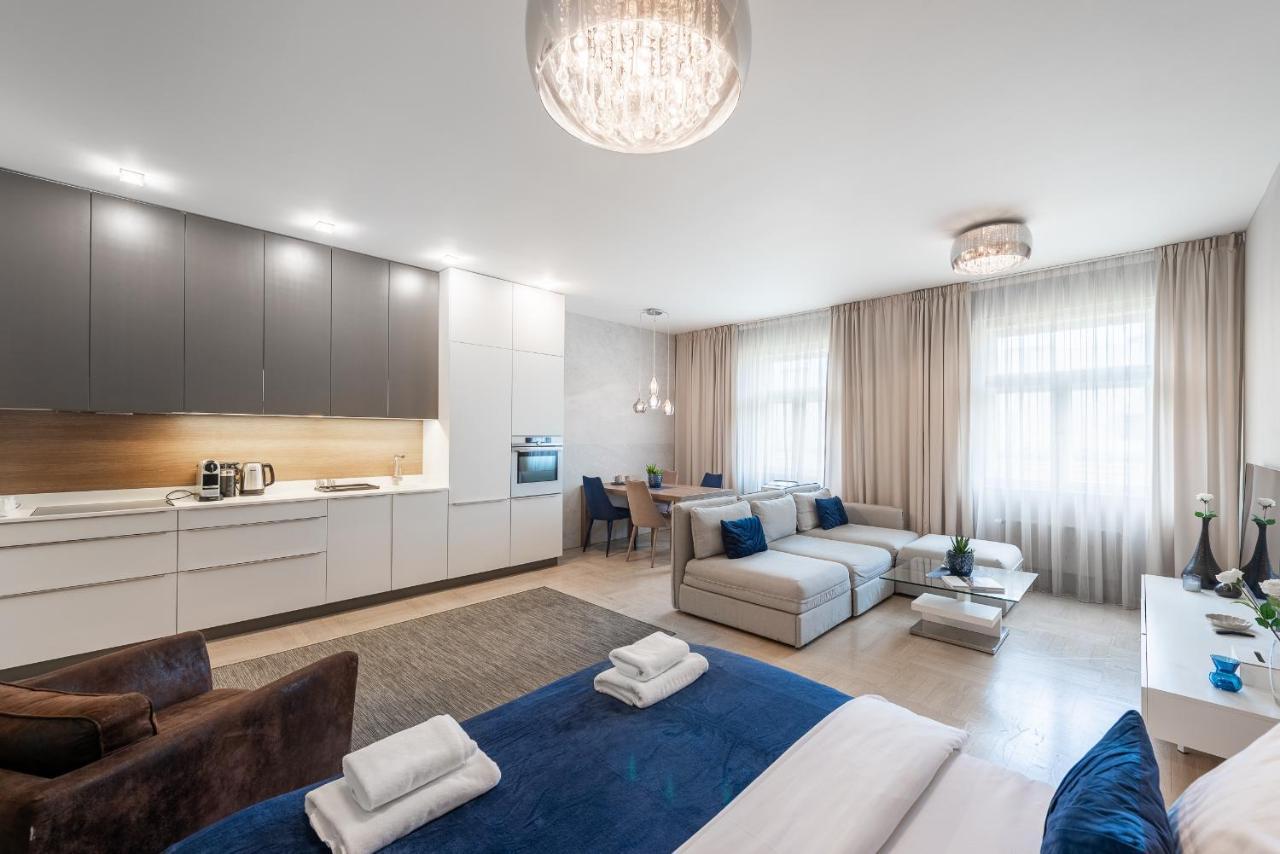 Apartmán New Luxury Apt With Ac&parking In The Center Of