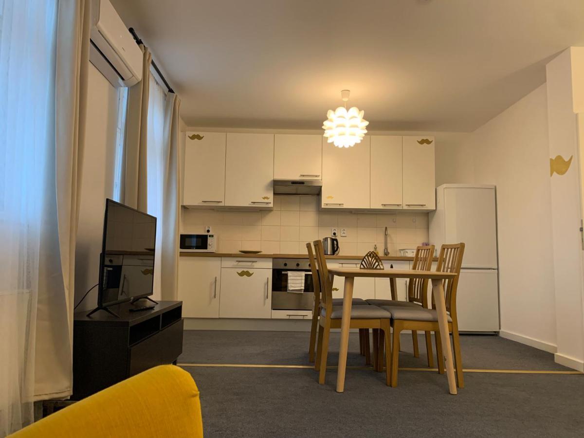 Little Tom Apartment