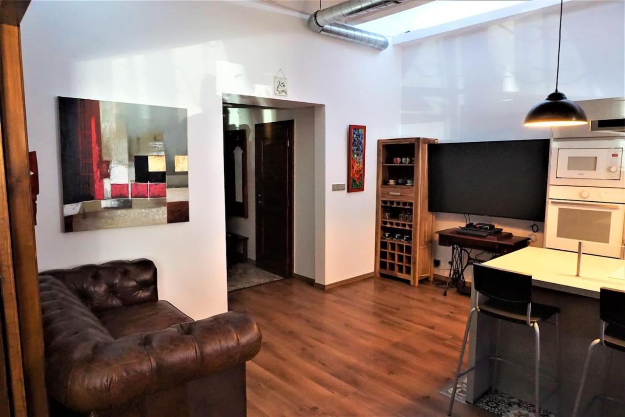 Maximilian Central Apartment Prague