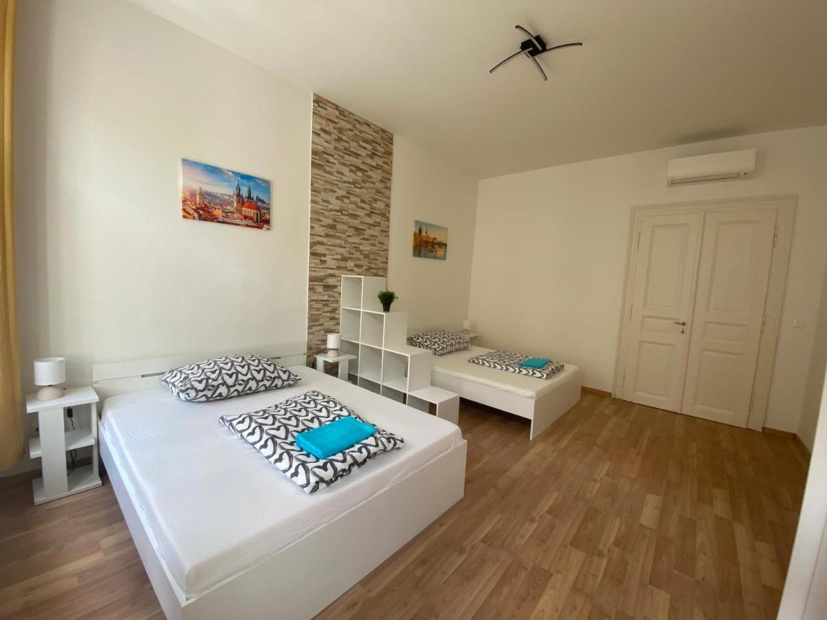 Designed Next To Vaclav Square With Terrace And Private Garage Prague