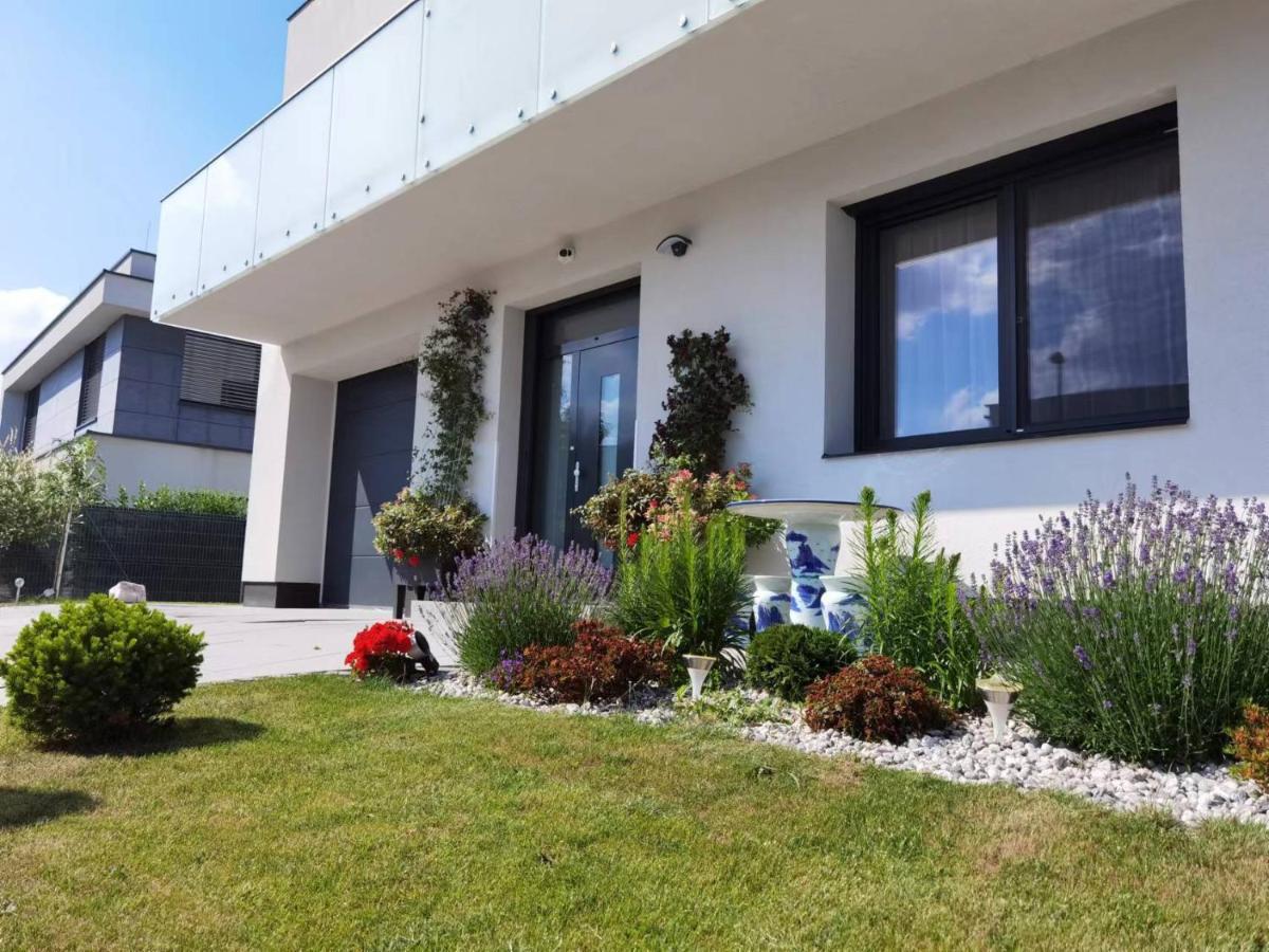Yipin Villa Prag