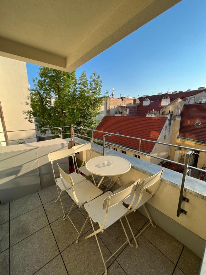 The Dante - Family With Free Parking Prag