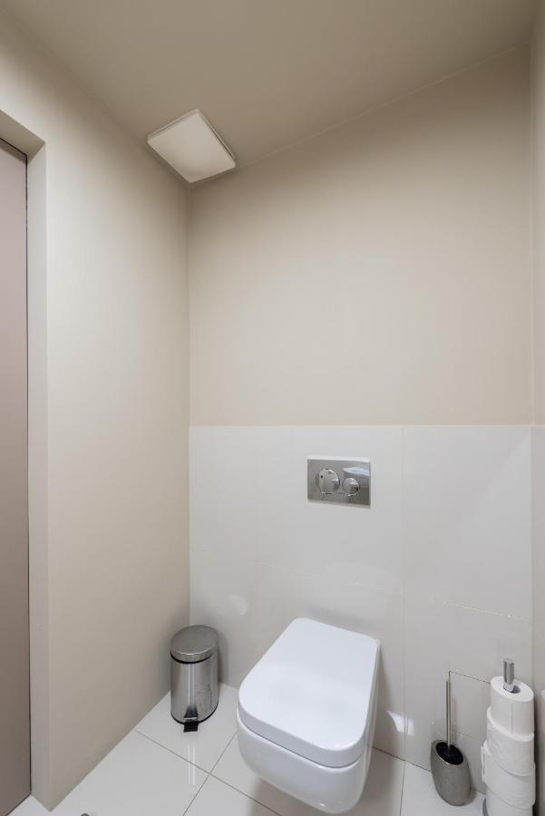 Apartmán New Luxury Apt With Ac&parking In The Center Of *