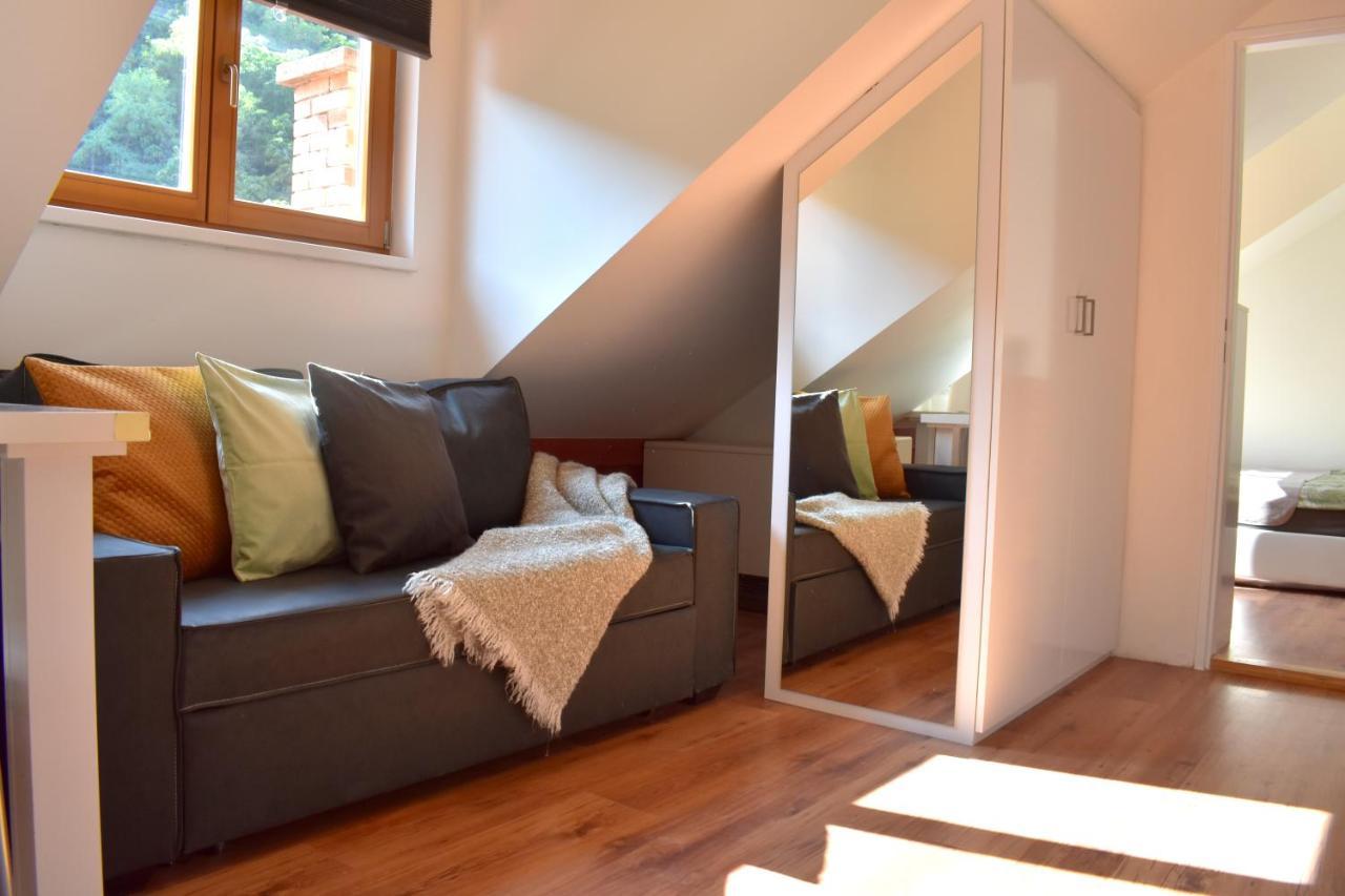 New Rooftop With Private Wellness, Sauna & Whirlpool Bath