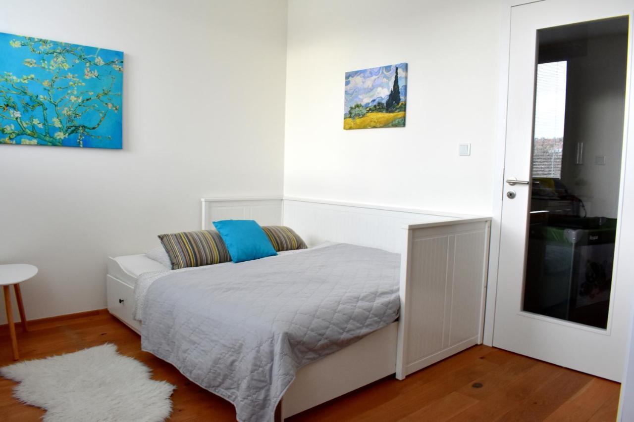 Airstay Apartment: Grebovka Prag