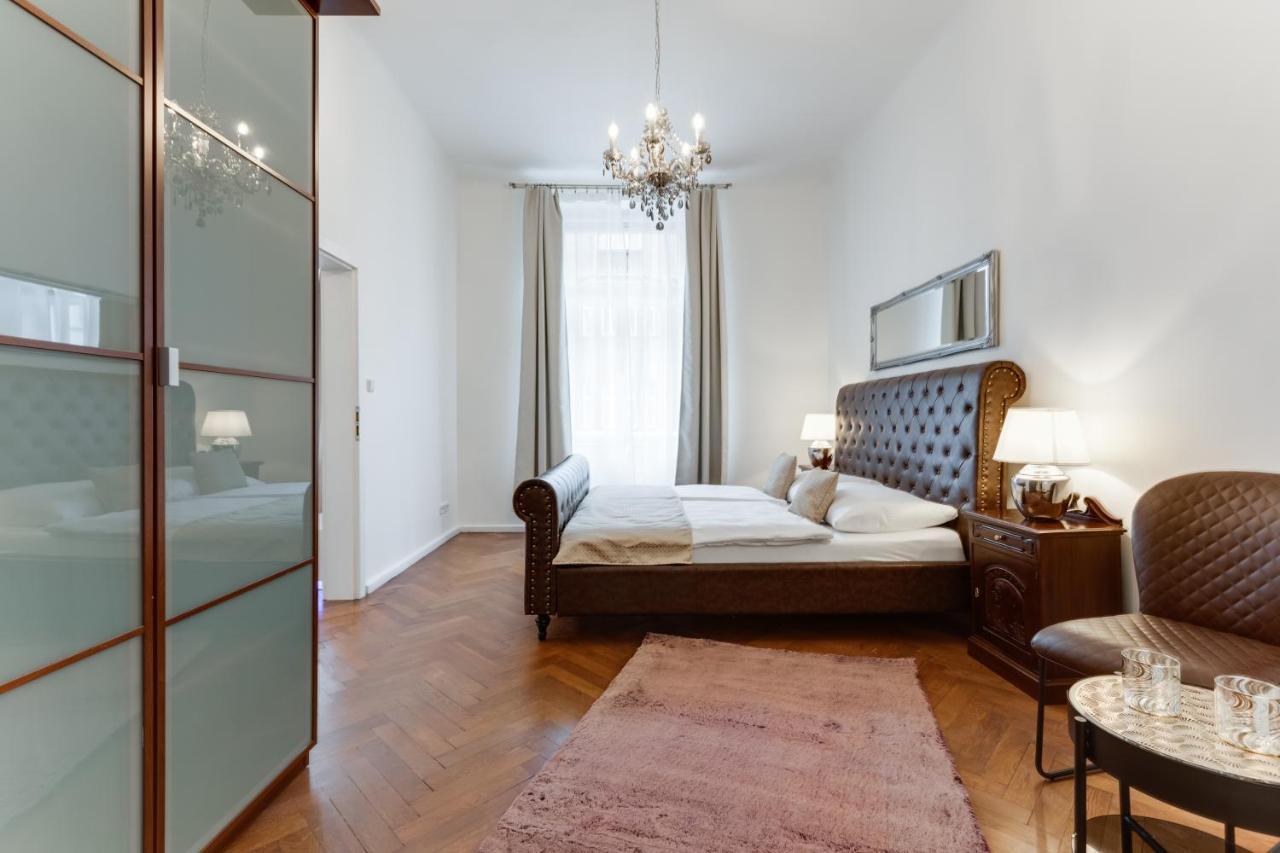 Luxury Riverside In The Center Of Apartmán *