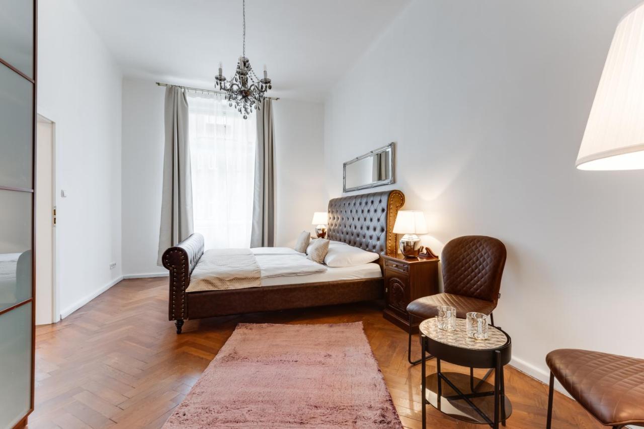 Luxury Riverside In The Center Of Apartmán